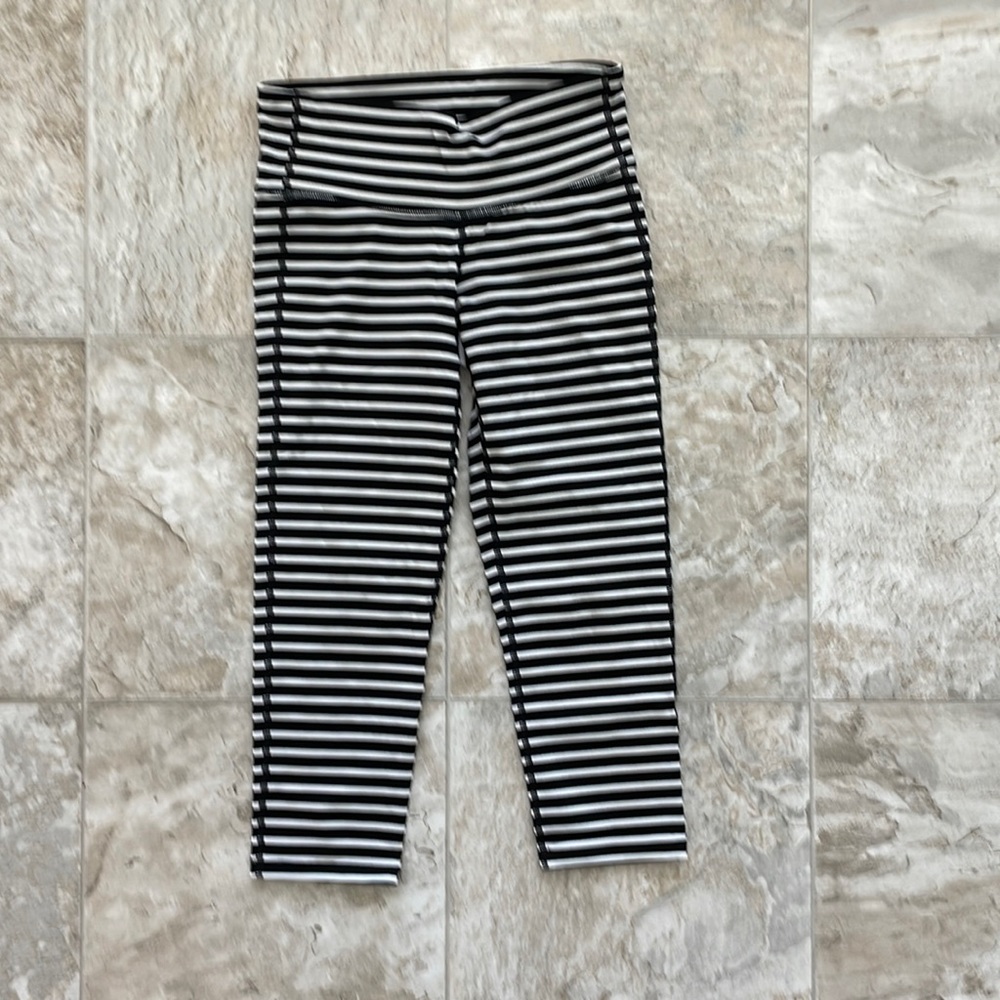 Athleta crop leggings
